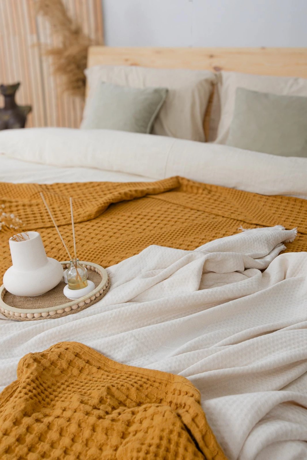 Përparëse dopio për shtrat, Joanna, ngjyrë mustardë, L'Essentiel Linge de Maison