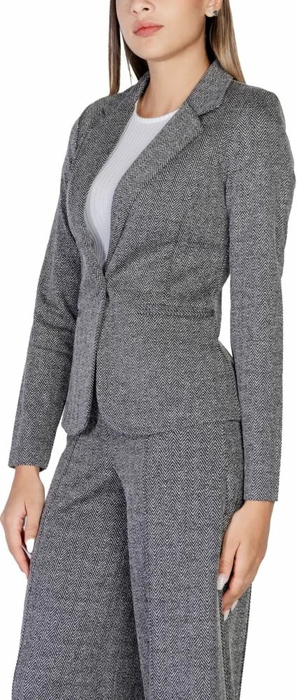 Blazer femra ICHI, e zezë