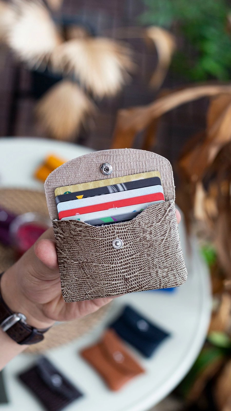 Mbajtës kartelash lëkure, ngjyrë latte, Zoozie Bags, Murcia