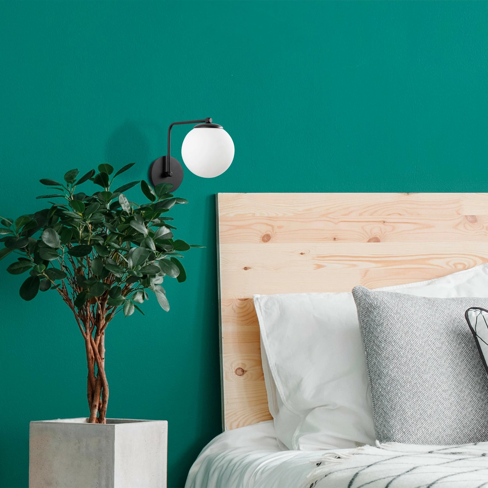 Llambë muri Opviq, Daisy-147-A, ngjyrë e zezë