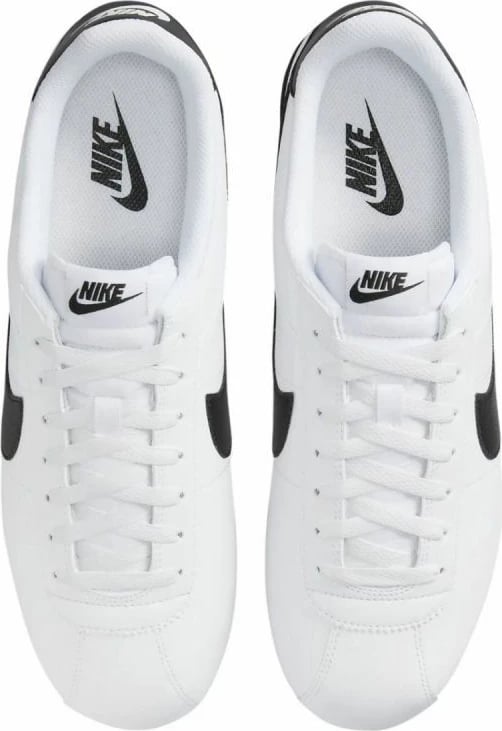 Atlete për meshkuj Nike, të bardha