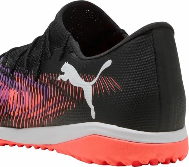 Atlete futbolli Puma për meshkuj, të zeza