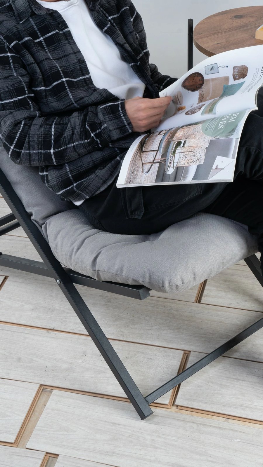 Shezlong Skye Decor, i gjatë, ngjyrë e zezë dhe gri