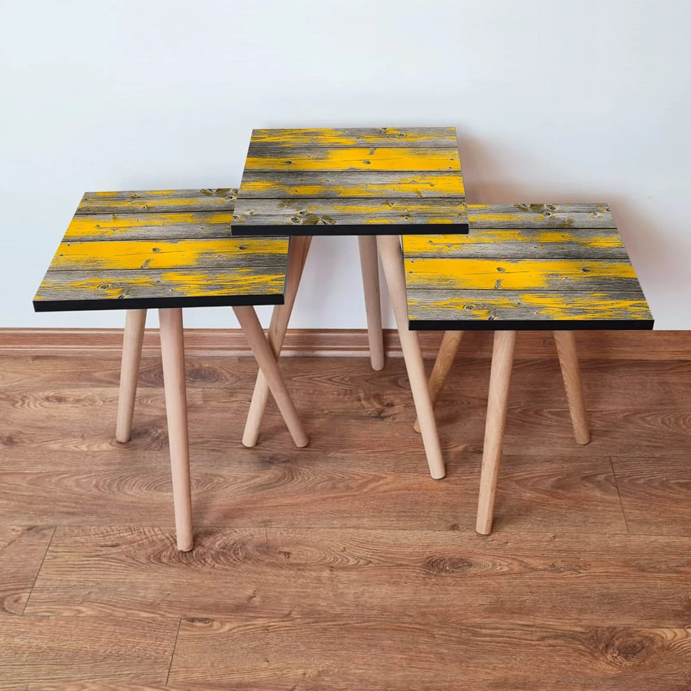 Set tavolinash ndihmëse, 3 copë, Skye Decor, gri-verdhë, 3Shp380