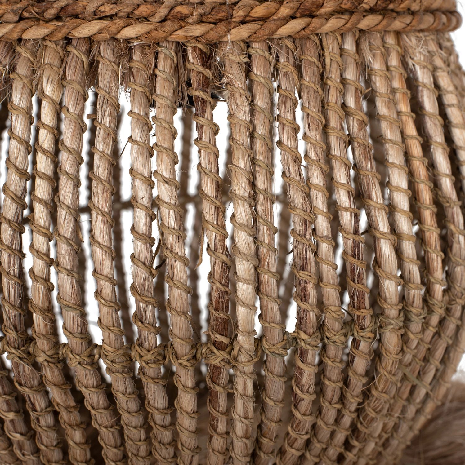 Llambë varëse tavani prej fibrash abaca natyrale 30x30x45-80Hcm.FH7772 Llambë varëse tavani prej fibrash abaca natyrale 30x30x45-80Hcm.FH7772