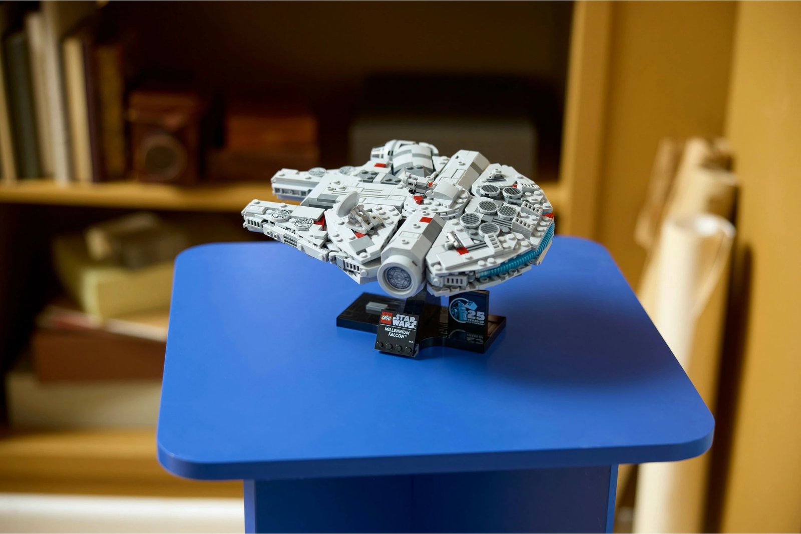Set ndërtimi LEGO Millennium Falcon, 18 vjet, Plastik, 921 pjesë, shumëngjyrësh Set ndërtimi LEGO Millennium Falcon, 18 vjet, Plastik, 921 pjesë, shumëngjyrësh
