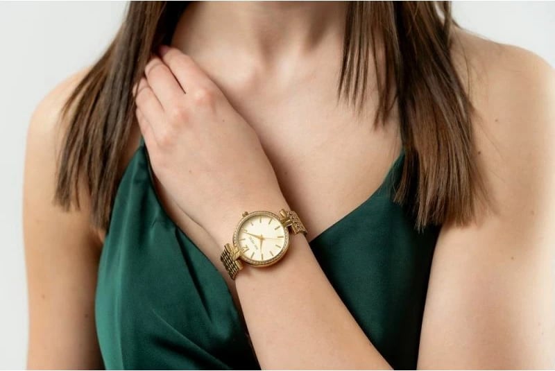 Orë dore për femra Paul Lorens, e artë