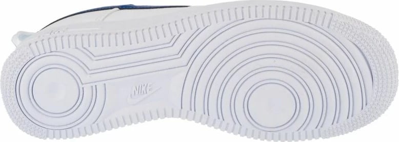 Atlete për meshkuj Nike, të bardha