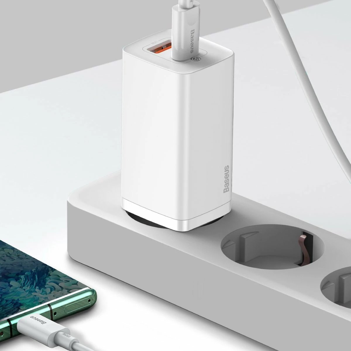 Karikues udhëtimi Baseus GaN2 Lite 65W, USB-C + USB-A, i bardhë
