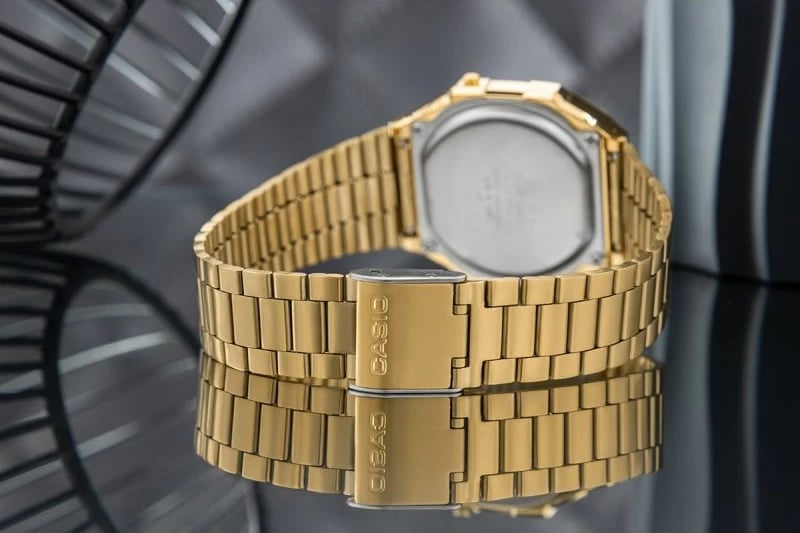 Orë dore unisex Casio vintage, ari