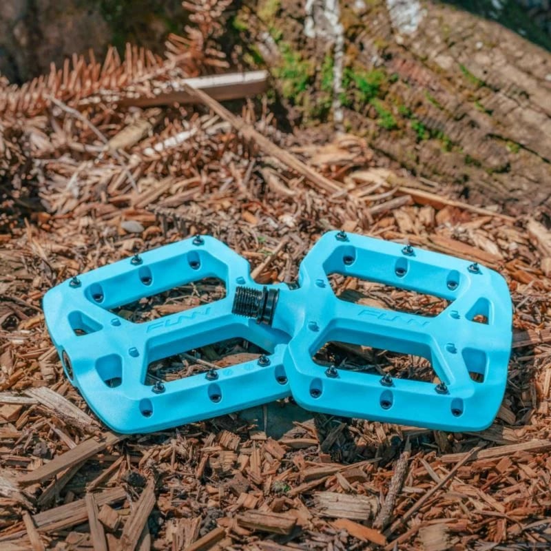 Pedala biçiklete FUNN, turquoise