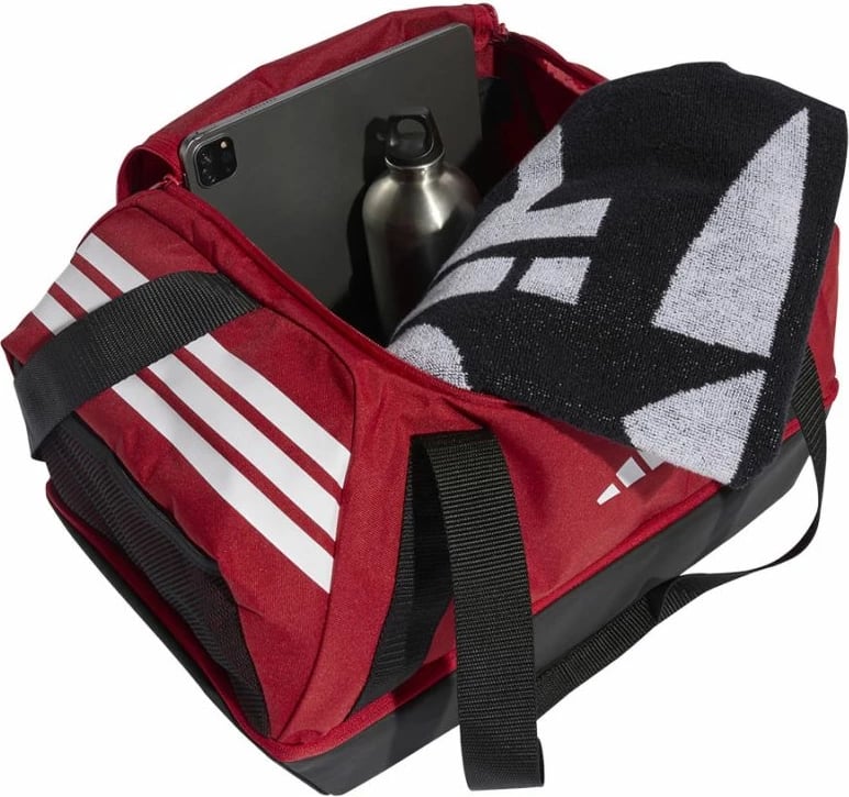 Çantë sportive adidas, e vogël