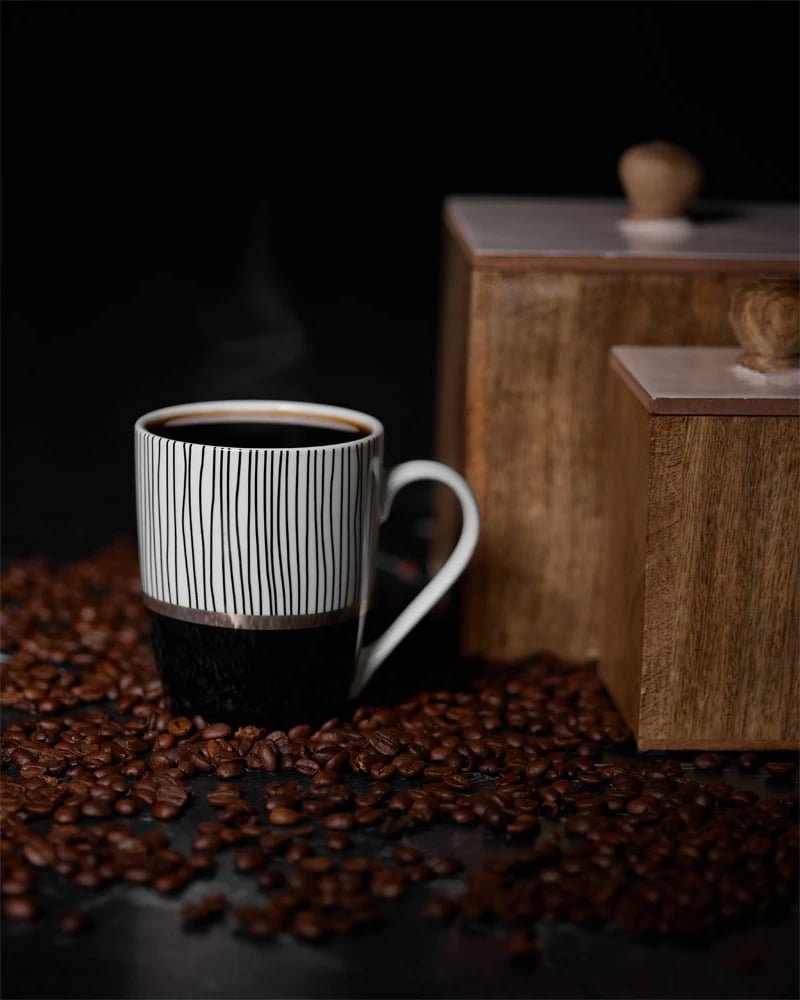 Filxhan City, porcelan New Bone China, bardhë, zi, ar, 8x8x11cm Filxhan City, porcelan New Bone China, bardhë, zi, ar, 8x8x11cm