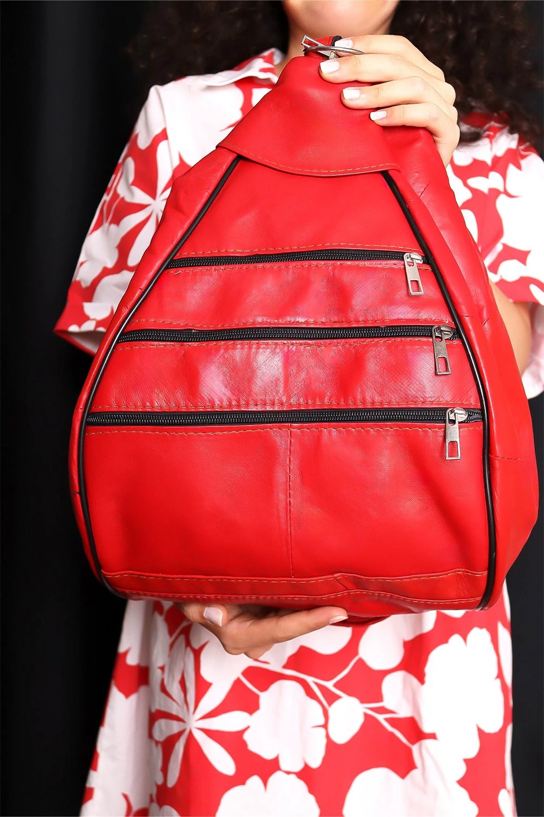 Çantë shpine prej lëkure, e kuqe, Zoozie Bags, HDBSVOCF1001