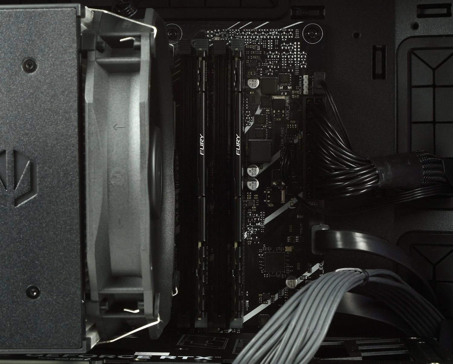 Kompjuter Komputronik Ultimate X714 [K12] i7 | RTX 4070 Ti Super | 32GB | 2TB+4TB | W11 Pro