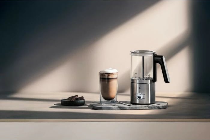 Makineri për shkumë qumështi WMF LONO, induksion, inox Makineri për shkumë qumështi WMF LONO, induksion, inox