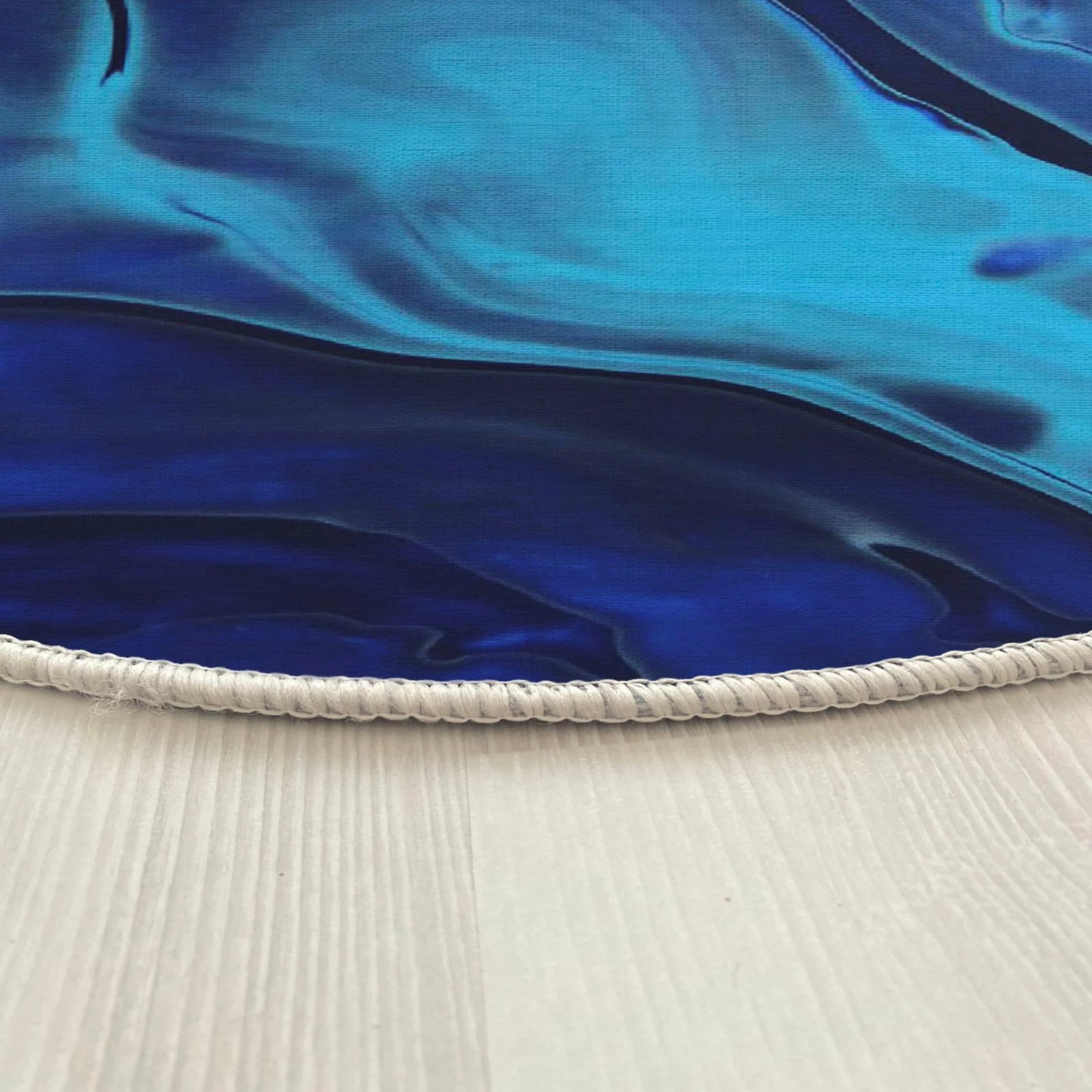 Qilim Conceptum Hypnose, blu, Woopamuk488, 80x80cm Qilim Conceptum Hypnose, blu, Woopamuk488, 80x80cm