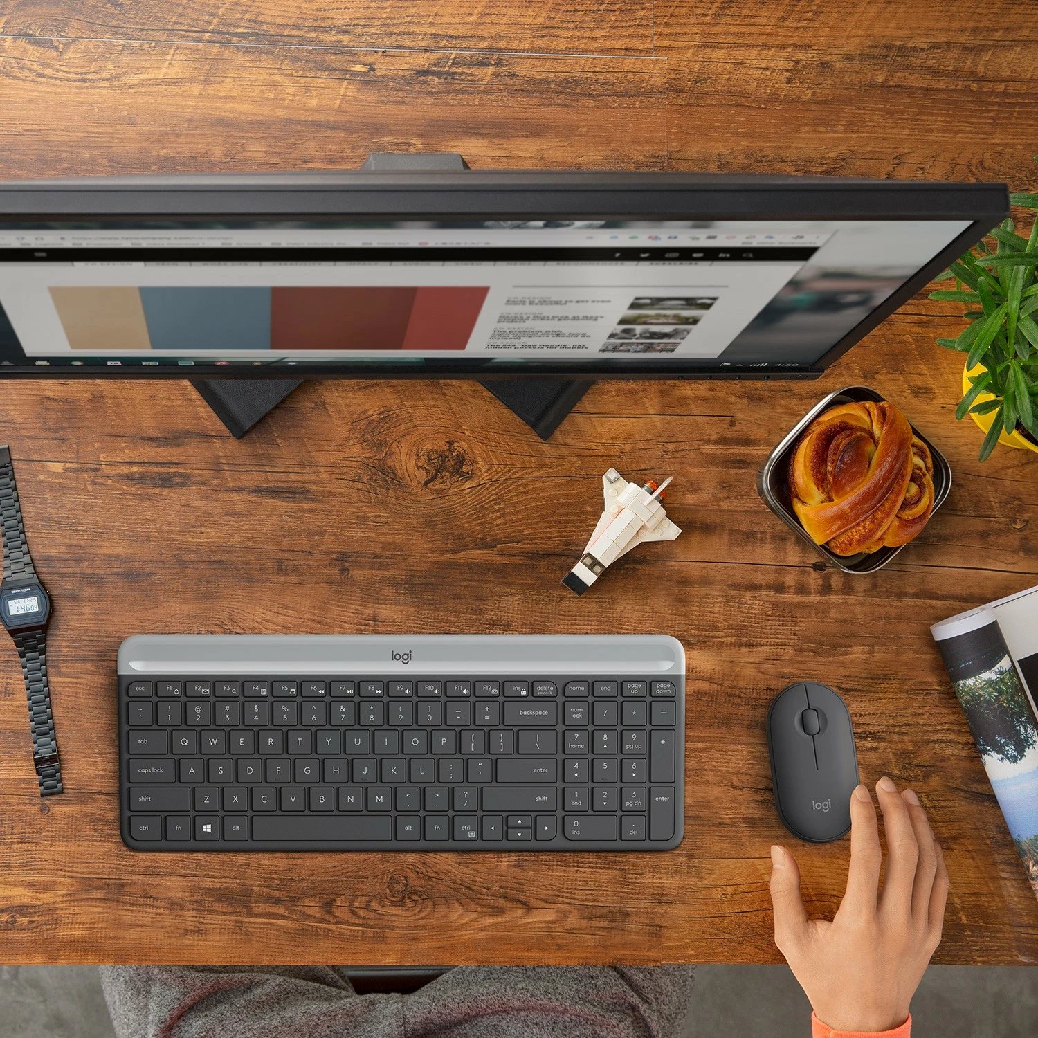 Set tastierë dhe maus wireless Logitech Slim, i zi Set tastierë dhe maus wireless Logitech Slim, i zi