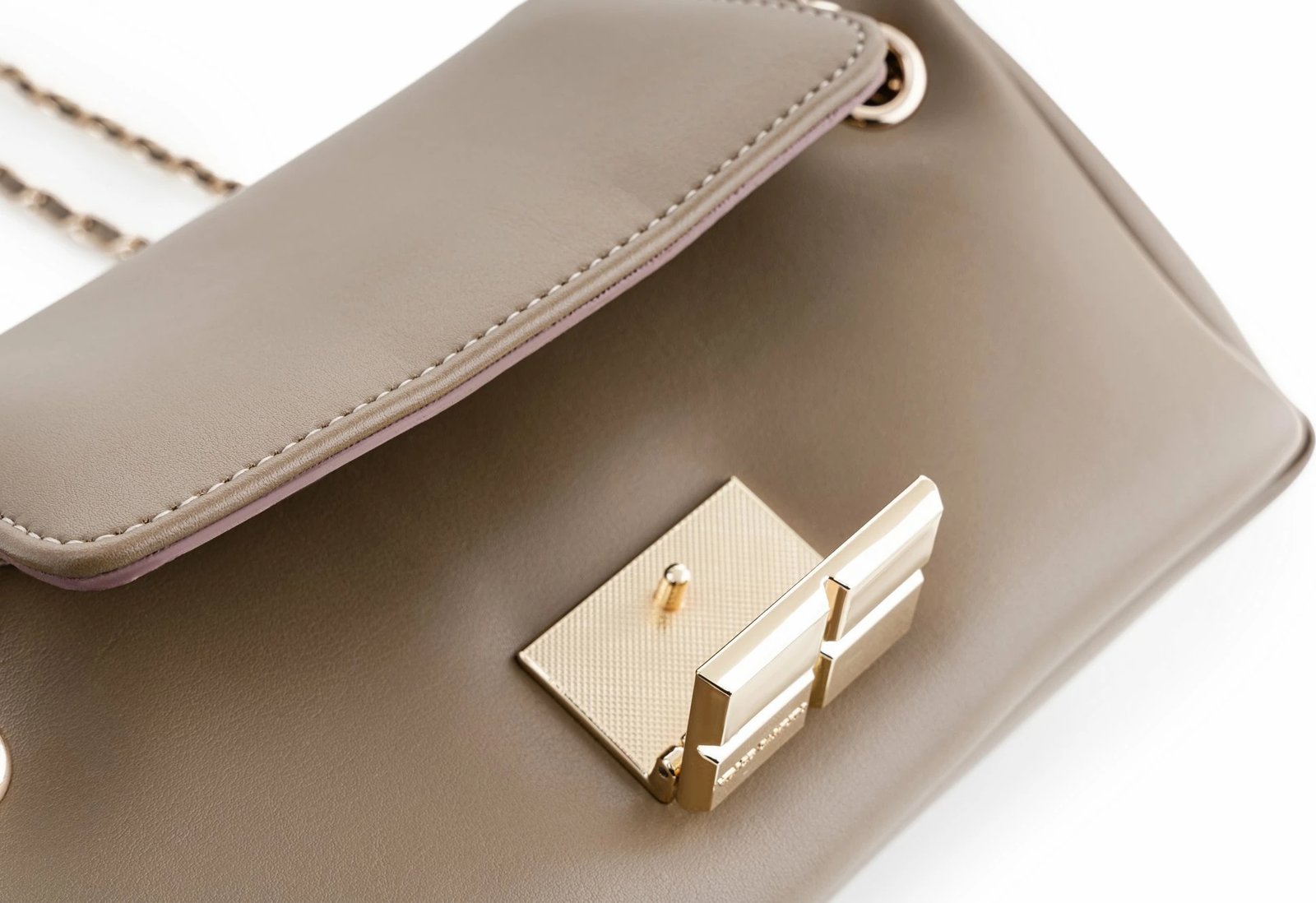 Çantë shpatullash Vince Camuto, Siena, ngjyrë mink