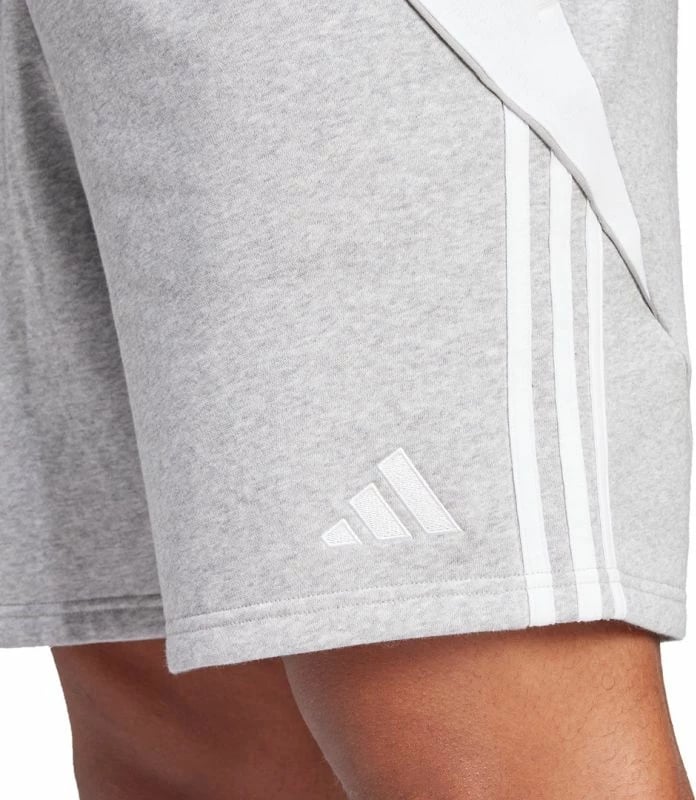 Shorce për meshkuj adidas, gri