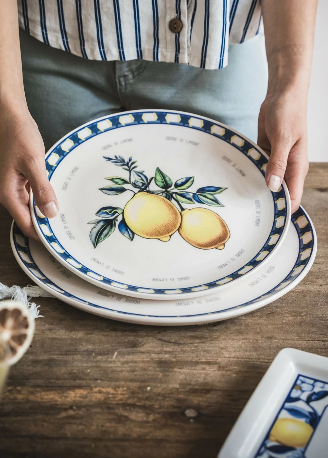 Set pjatash shërbimi (6 copë), Hermia Concept, ODL0004, ngjyrë e verdhë