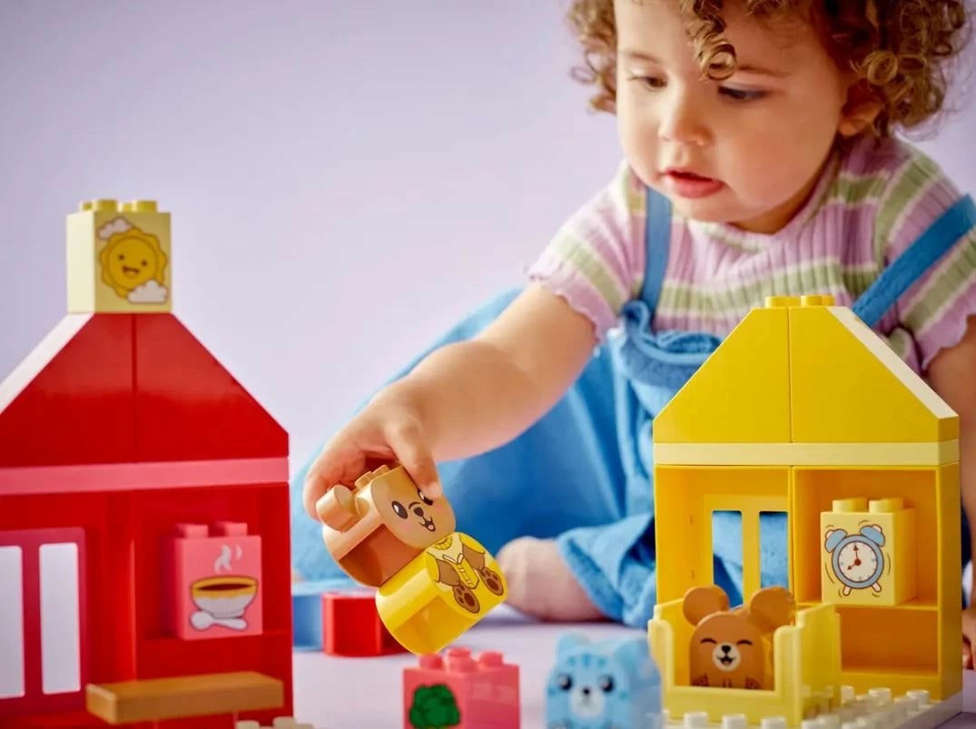 Set lodrash LEGO DUPLO 10414 Daily Activities: Eating and Sleeping, 28 pjesë, plastikë, për fëmijë të vegjël