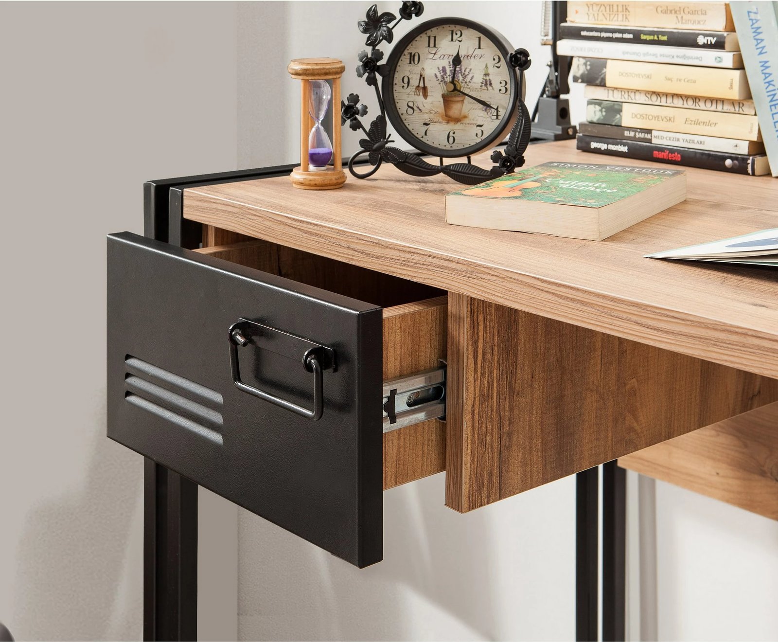 Set mobiljesh për dhomë studimi, Hanah Home, COSMO-TKM.10, ngjyrë Atlantic Pine dhe e zezë Set mobiljesh për dhomë studimi, Hanah Home, COSMO-TKM.10, ngjyrë Atlantic Pine dhe e zezë