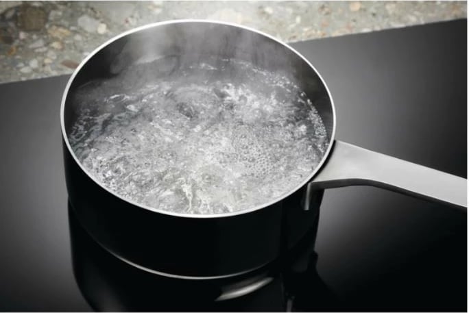 Pllakë gatimi me induksion Electrolux LIV63431BK, 60 cm, e zezë