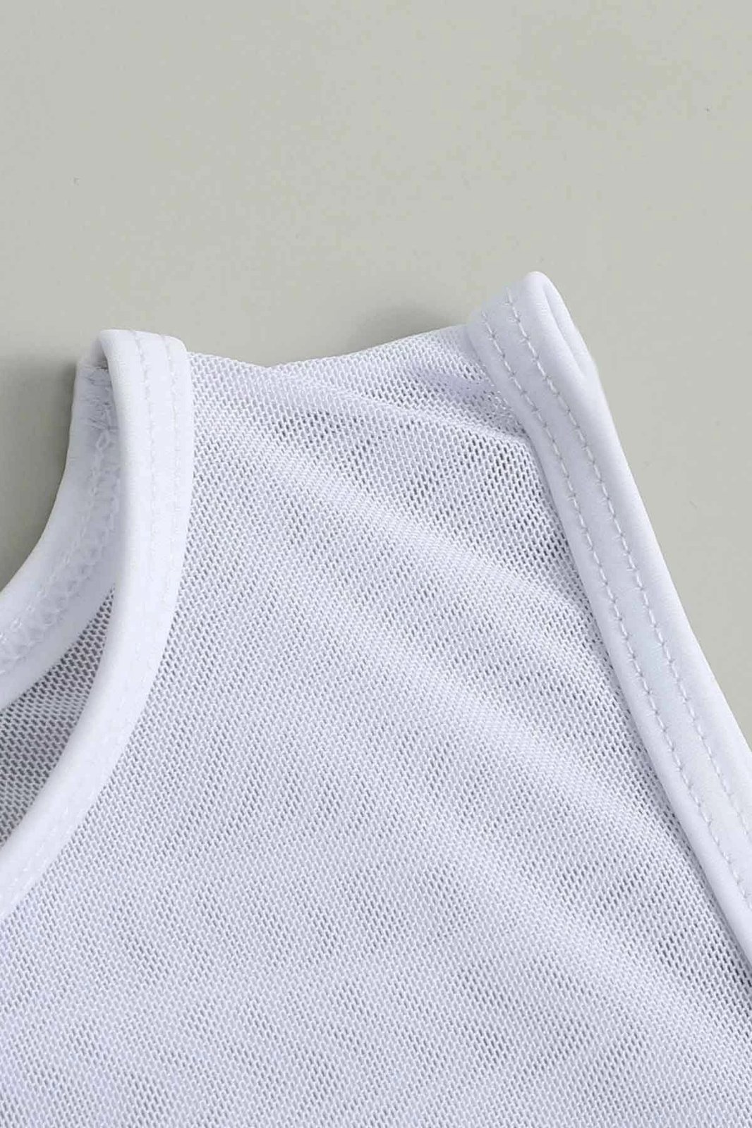 Pareo e bardhë Jumeon, MS4402