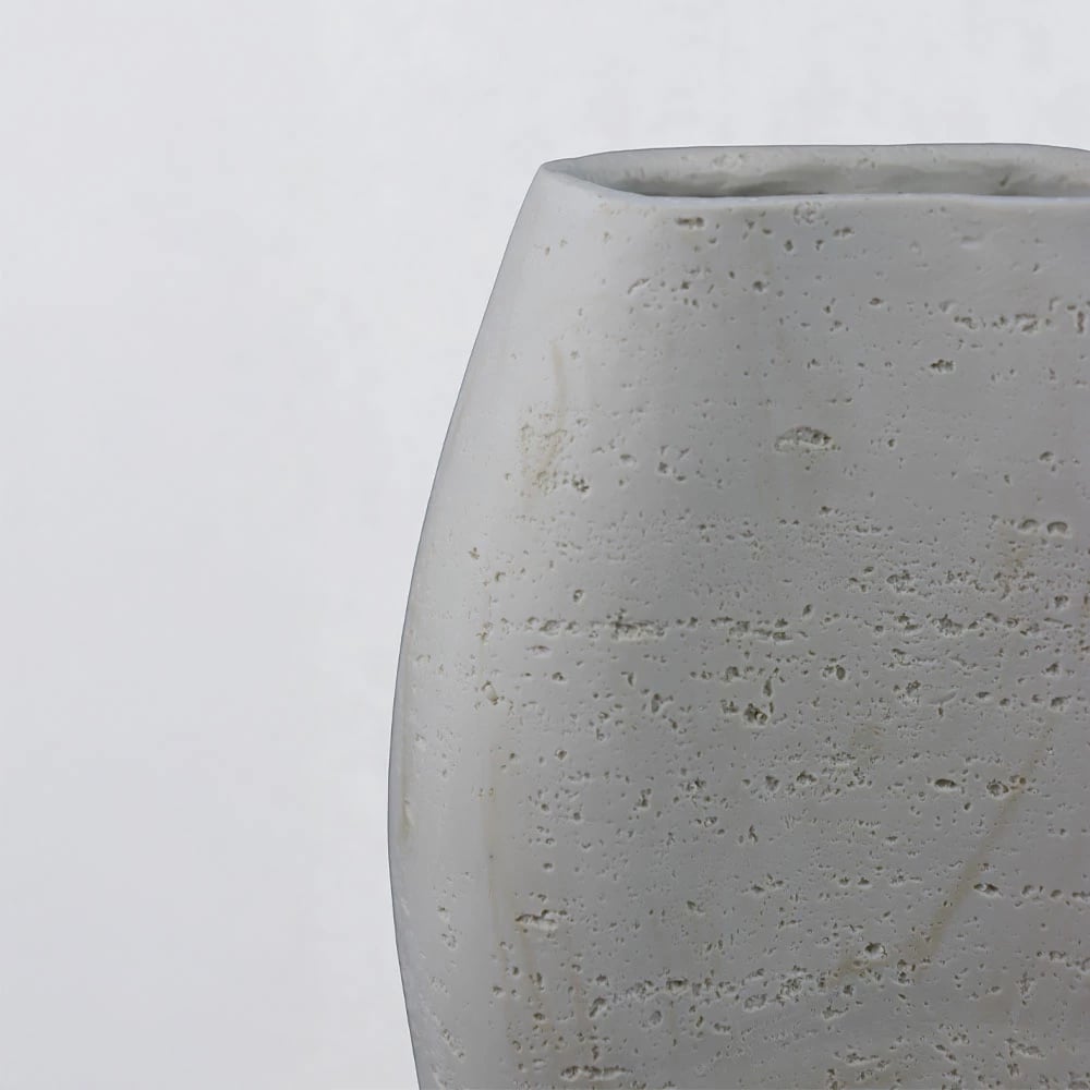 Vazo ORBIX II, ngjyrë bezhë, 19.5x13x35cm, rrëshirë