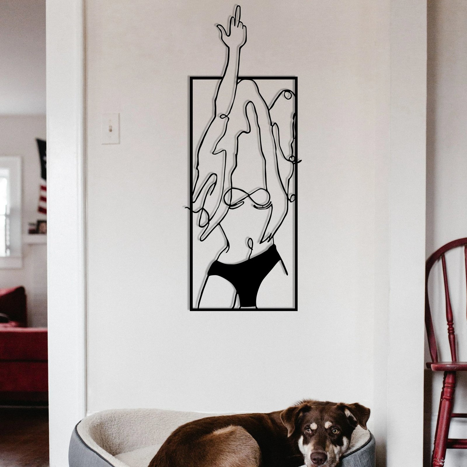 Aksesor dekorativ metalik për mur, Wallity, grua moderne, 24x63cm