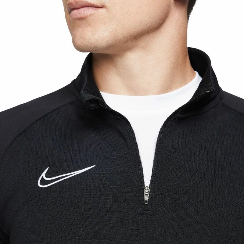 Duks për meshkuj Nike, i zi