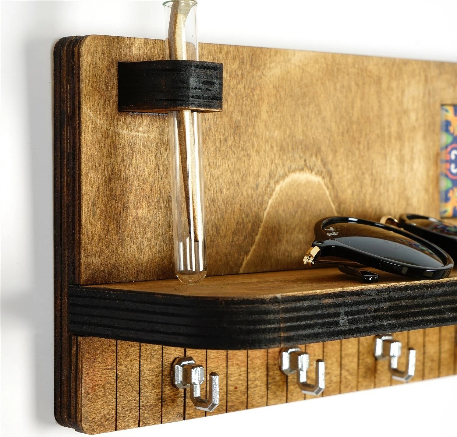 Mbajtës çelësash prej druri për mur, Wallity LAZ166, ngjyrë arre, 40x14x8cm