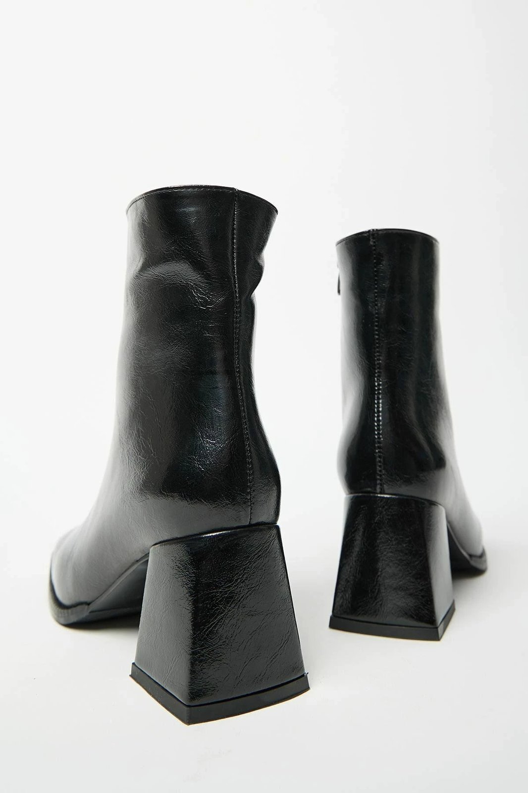 Çizme për gra, ngjyrë e zezë, Jumeon, MK1345025KR20-004