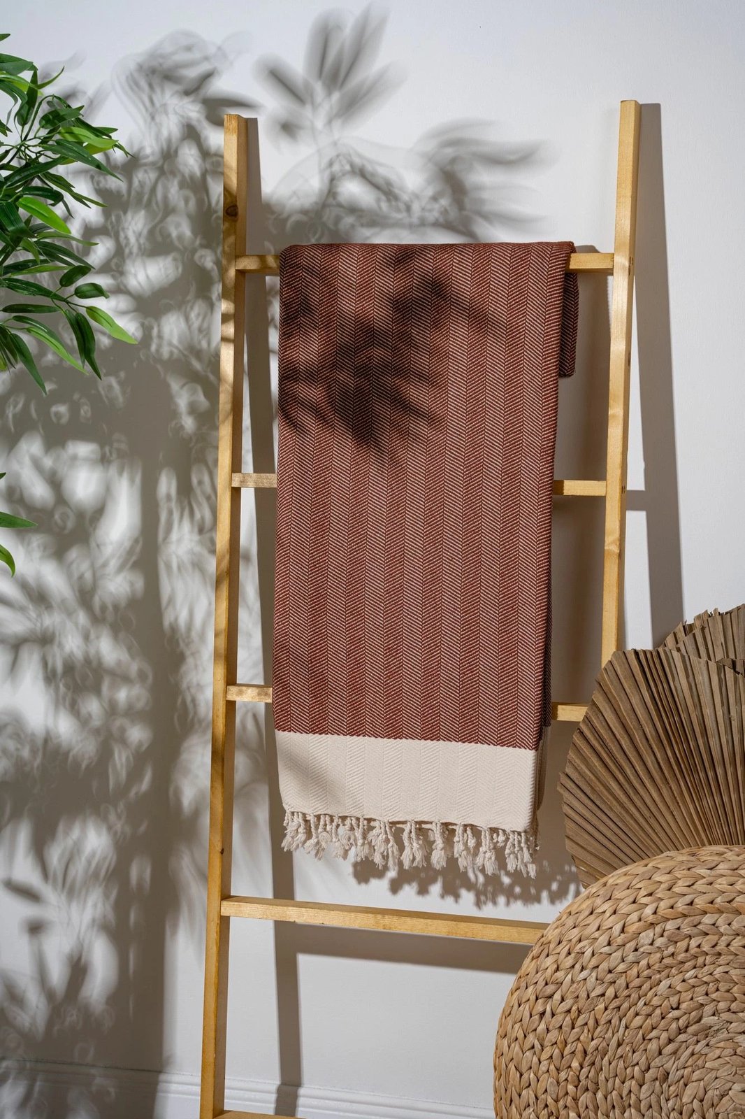 Peshqir plazhi Fouta Mijölnir, ngjyrë e kuqe tjegulle, Baliksirti