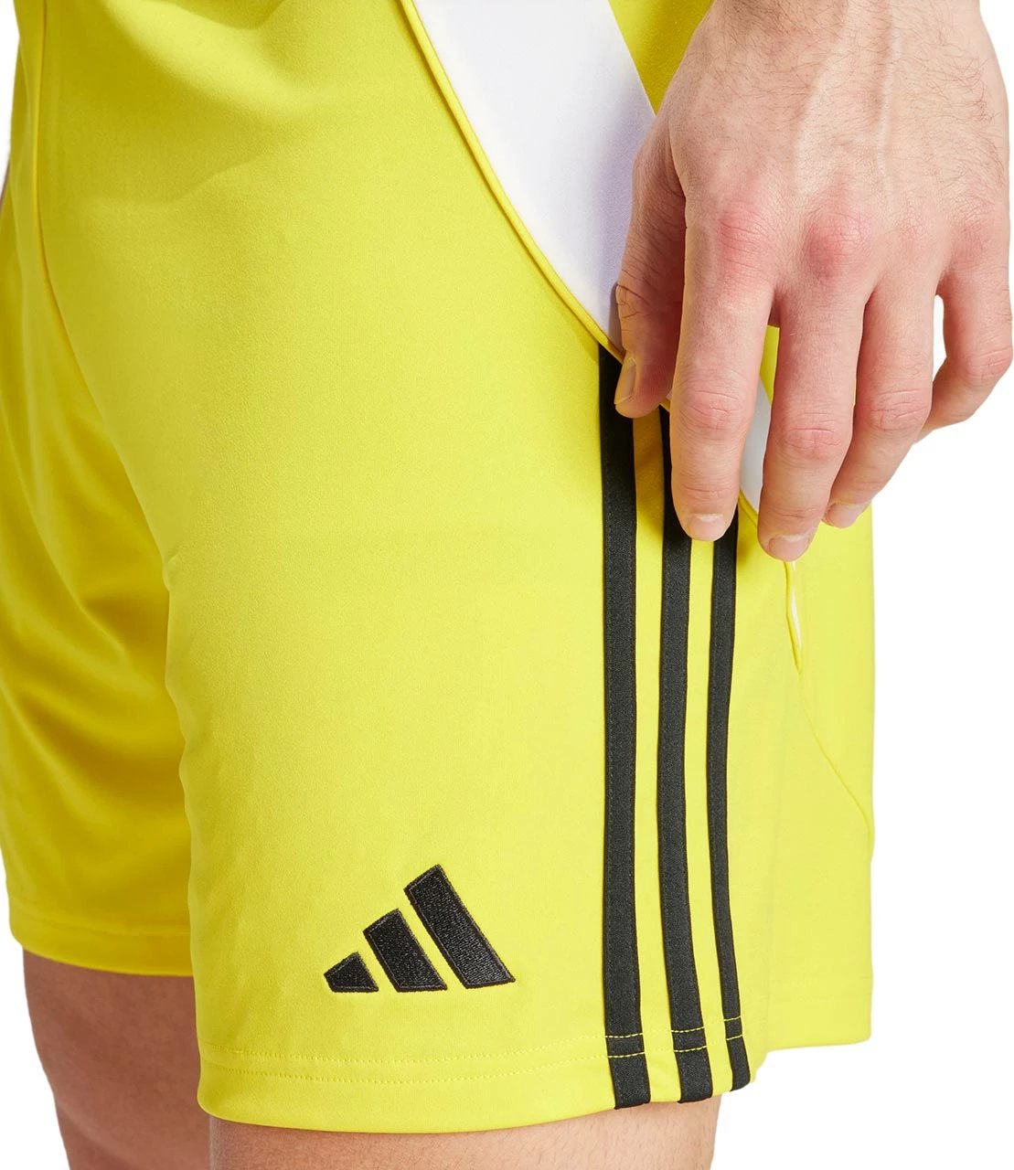 Shorce për meshkuj adidas, të verdha