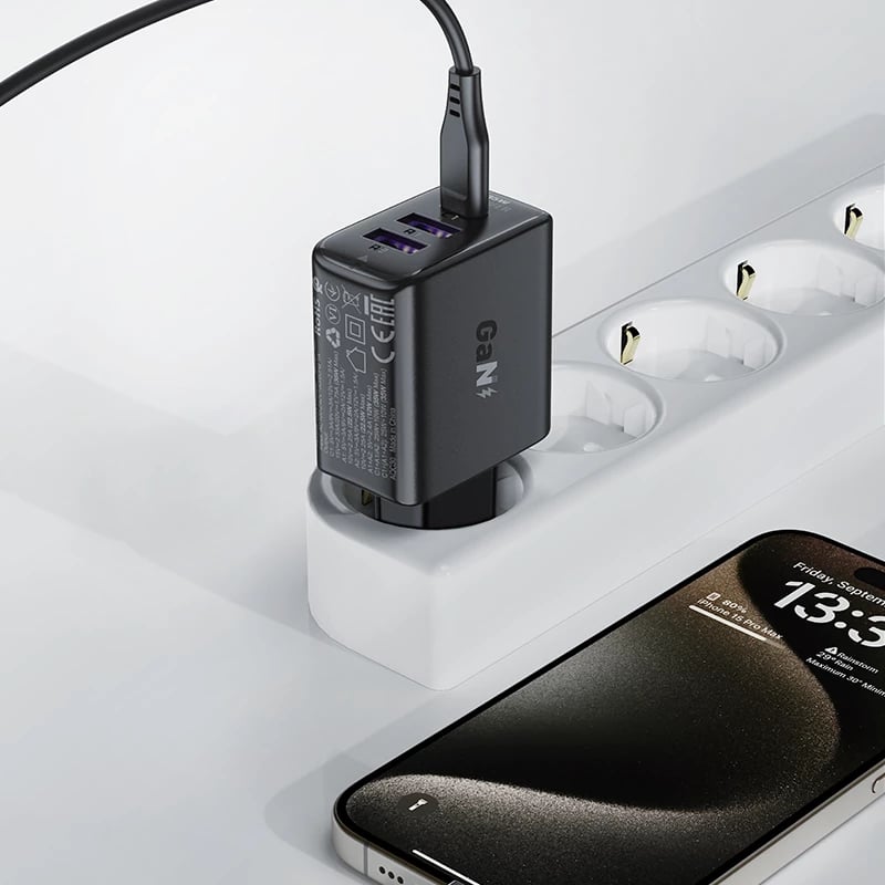 Karikues muri Acefast A57, 35W, 3 porta (2x USB-A + USB-C), GaN, i zi