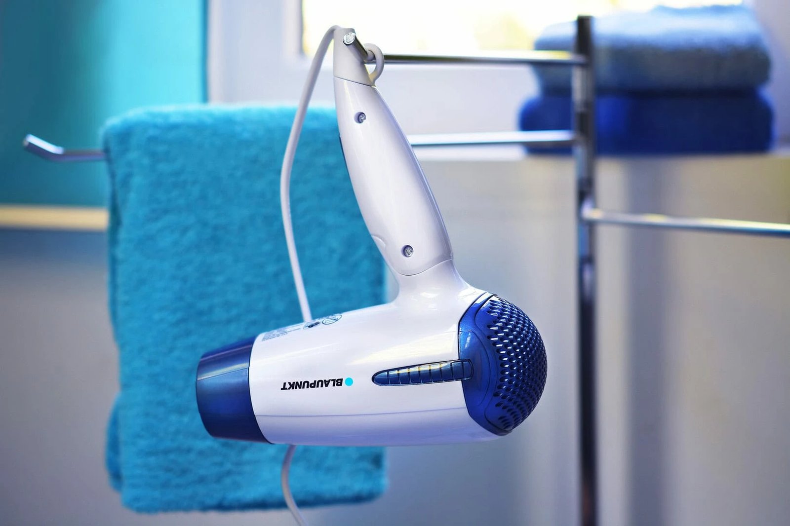 Tharëse Flokësh BLAUPUNKT HDD301BL