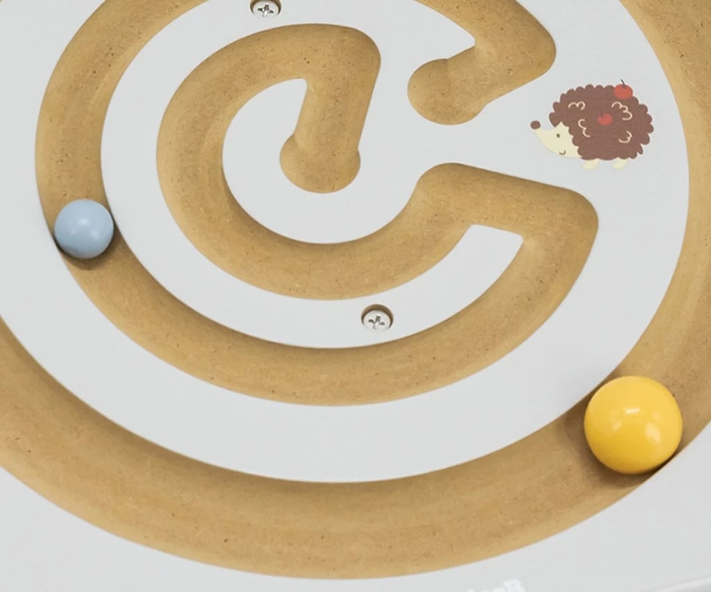 Dërrasë balancuese me labirint prej druri, Viga Balancing Maze, 450×300×50 mm, 2 topa, kapacitet 50 kg, ngjyrë sipas fotos