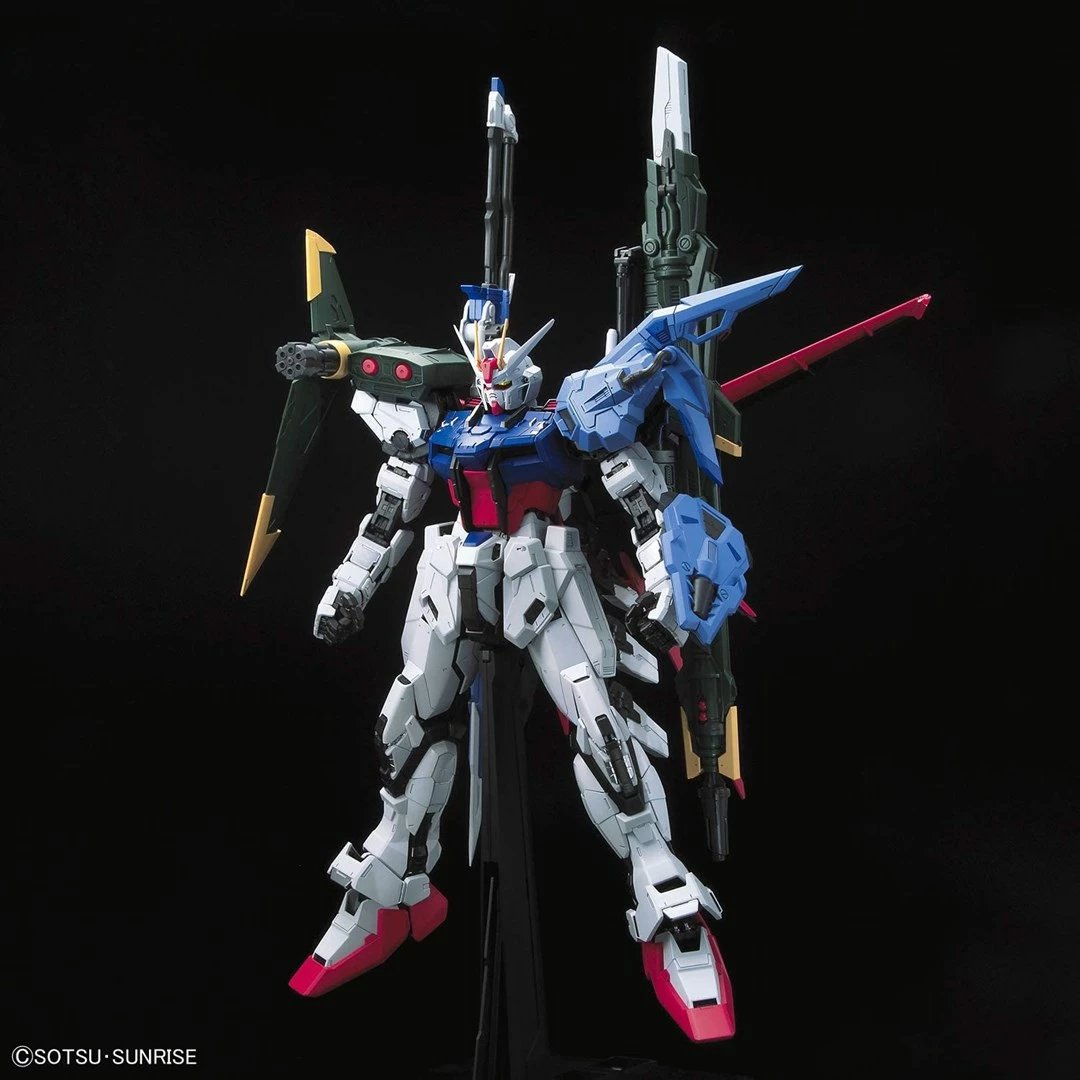 Figurë koleksionuese Bandai Perfect Strike Gundam PG 1/60