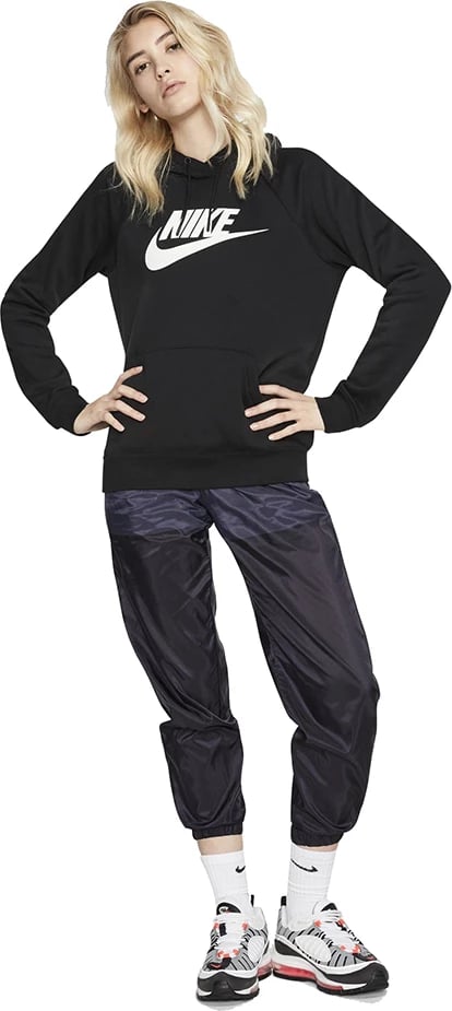 duks Nike për femra, i zi