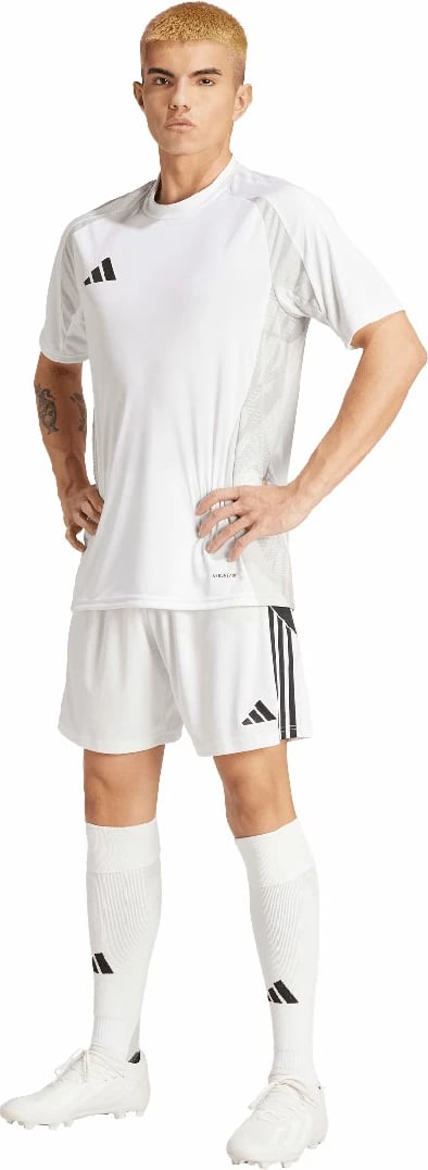 Shorce për meshkuj adidas, të bardha