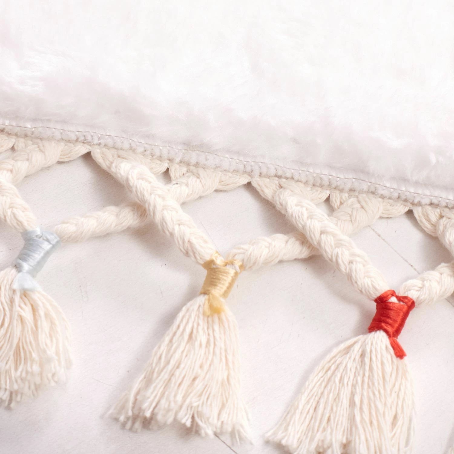 Tapet për banjo Mijolnir, 50x75 cm, i bardhë