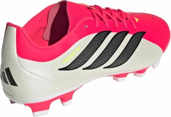 Atlete futbolli adidas për meshkuj, të zeza