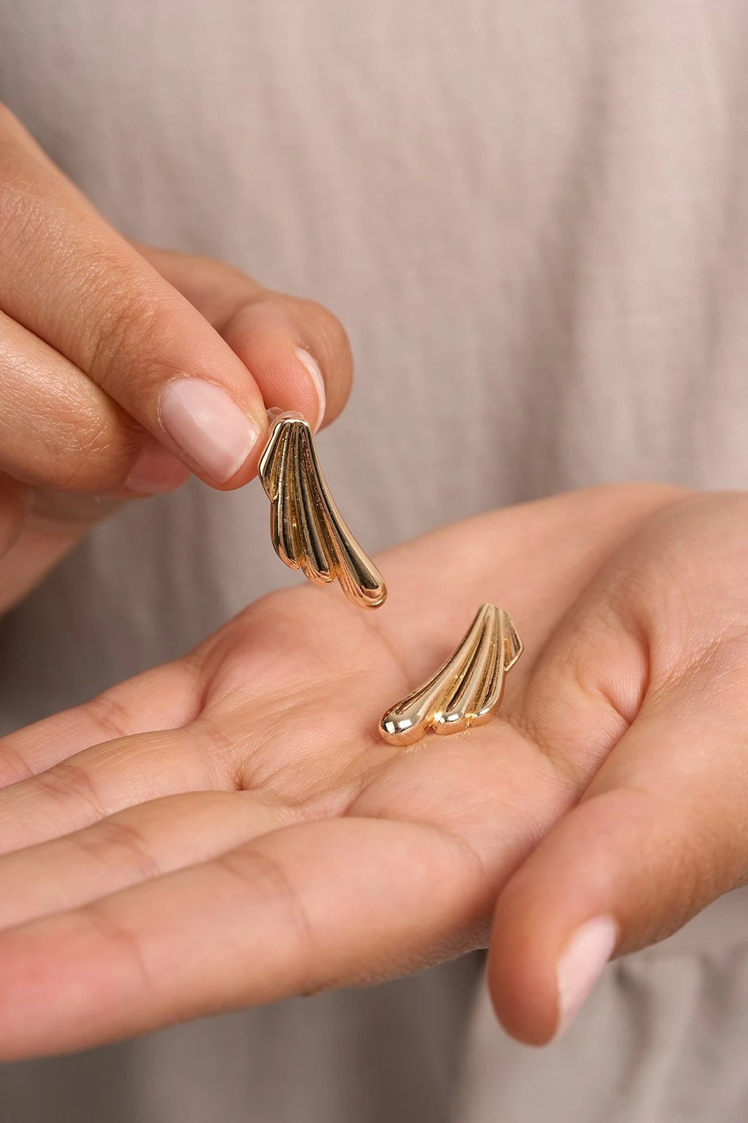 Vathë metalik Elika, ngjyrë ari, ELKGC68359