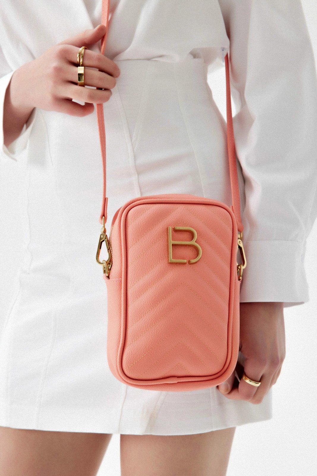 Çantë crossbody portokalli Lucky Bees, 368