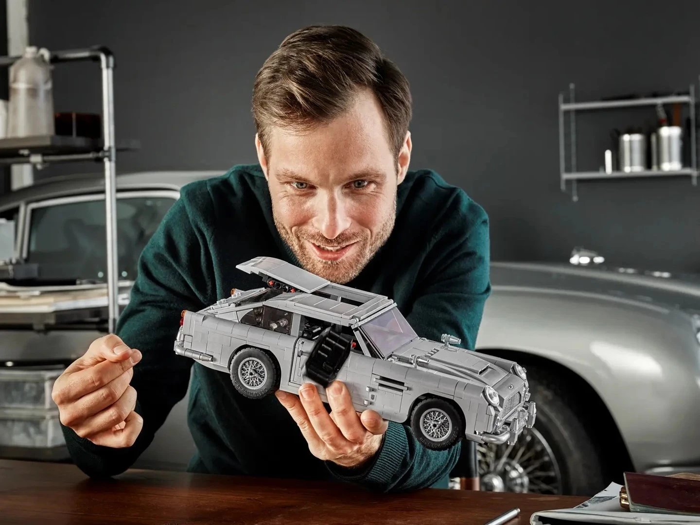 Set LEGO Creator Expert 10262 James Bond Aston Martin DB5 Set LEGO Creator Expert 10262 James Bond Aston Martin DB5