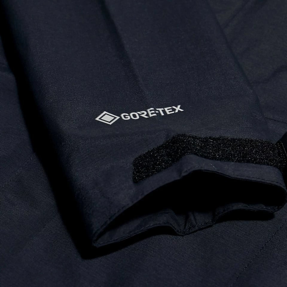 Xhaketë Berghaus Hillwalker Gore-Tex për femra, S, e zezë