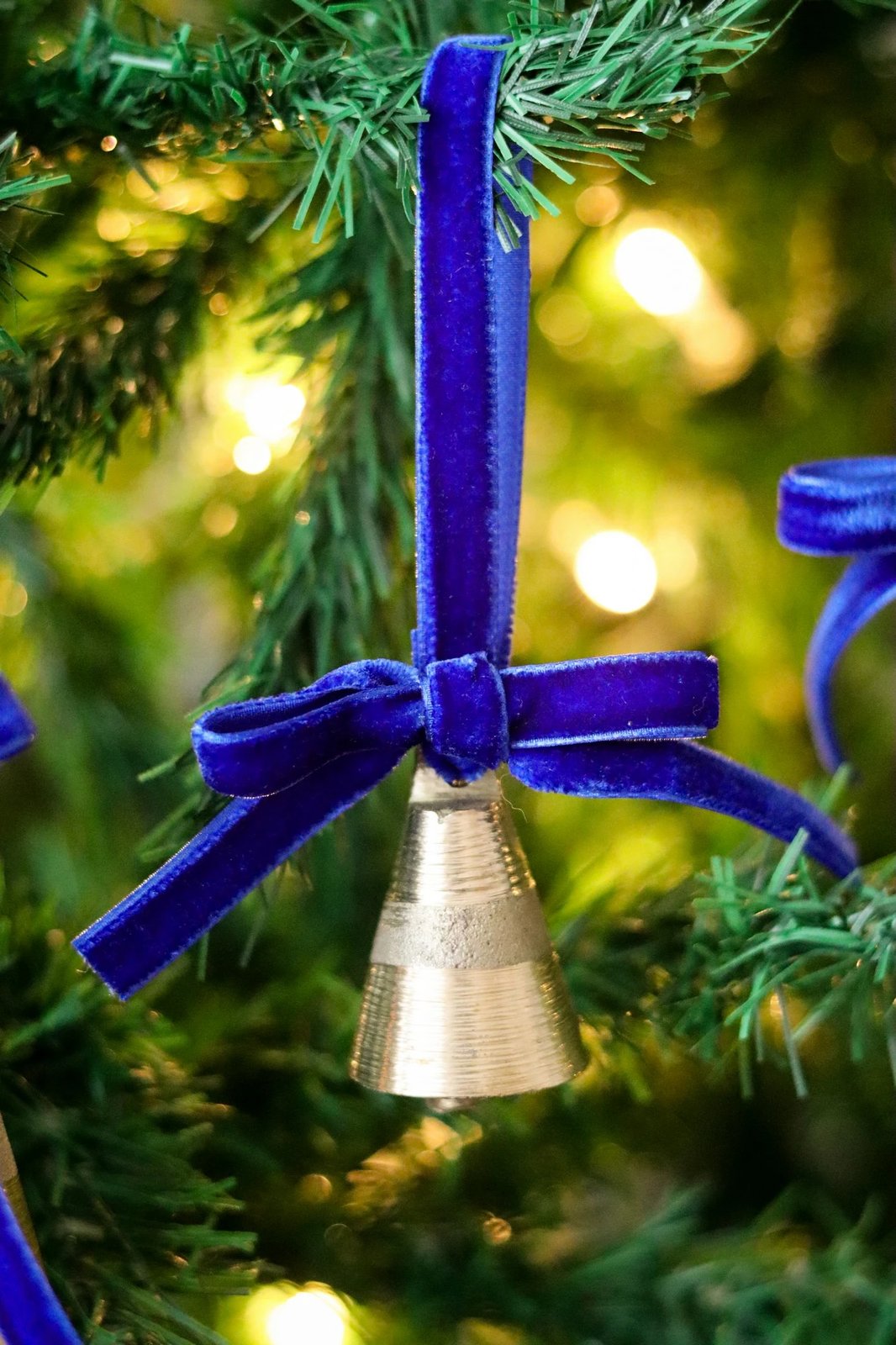 Stoli për pemë të Vitit të Ri, kadife blu, Evila Originals, BSY238, 5x12cm