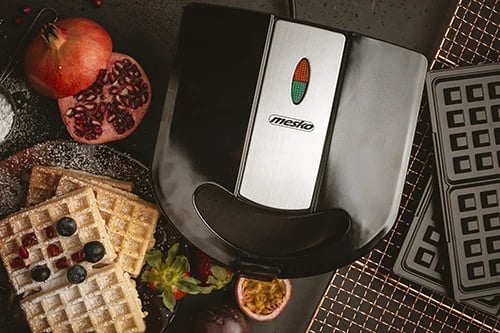 Aparat sandviçi/grilli/wafflesh 3‑në‑1, Mesko, MS 3045, 750–1000W, pllaka të këmbyeshme, zezë‑argjend